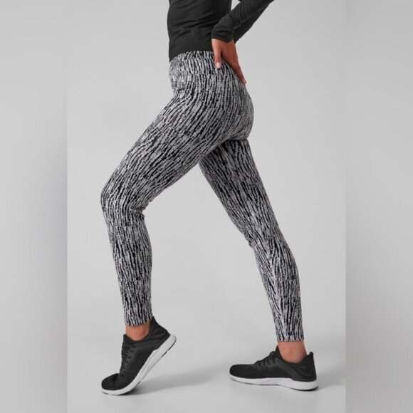 Athleta‎ Flurry Elemental Tight Legging Black White XS - Picture 2 of 8